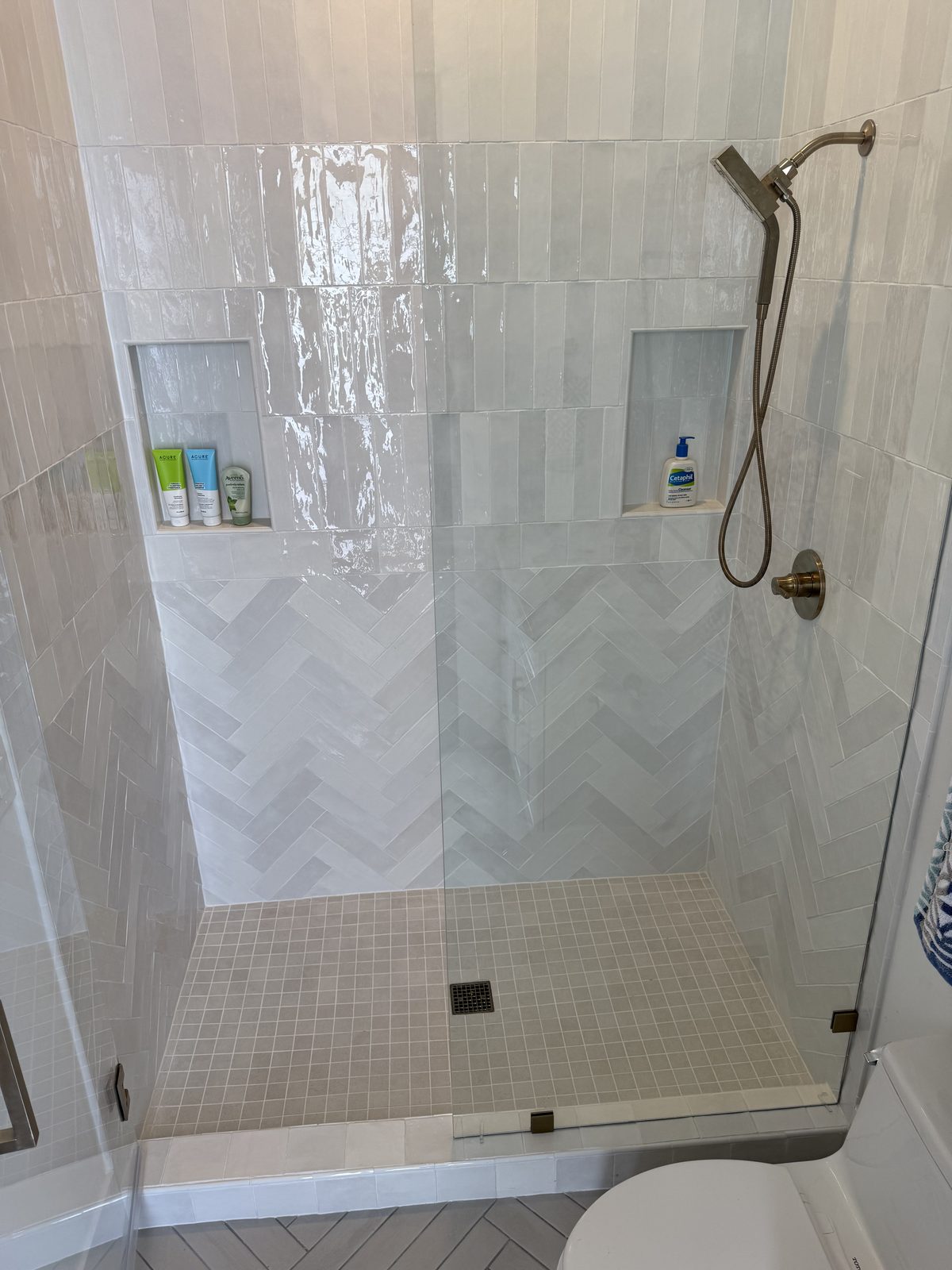 Premium tile installation by Level Up Tile in Peoria & Scottsdale AZ -- project 020