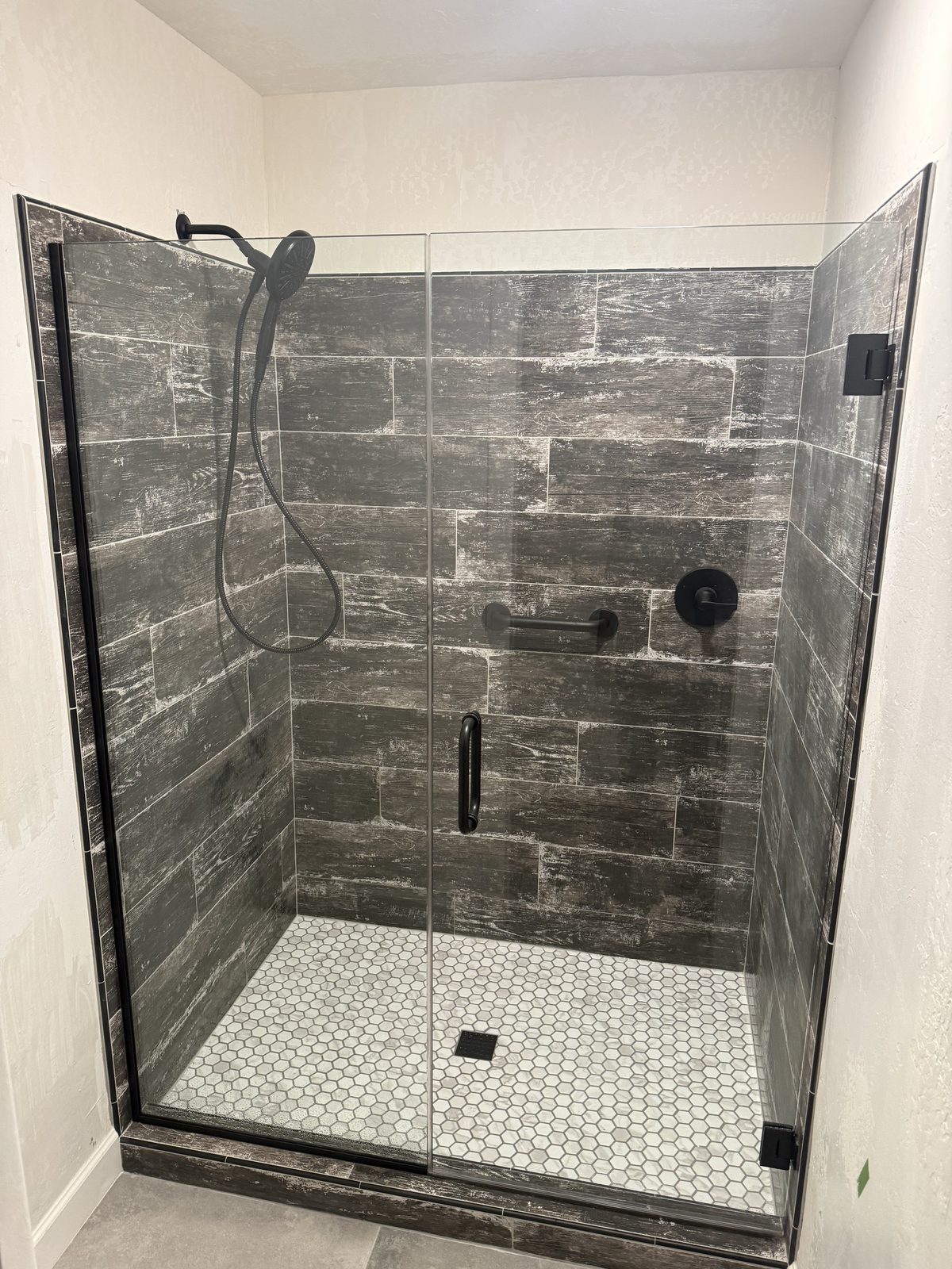 Premium tile installation by Level Up Tile in Peoria & Scottsdale AZ -- project 083