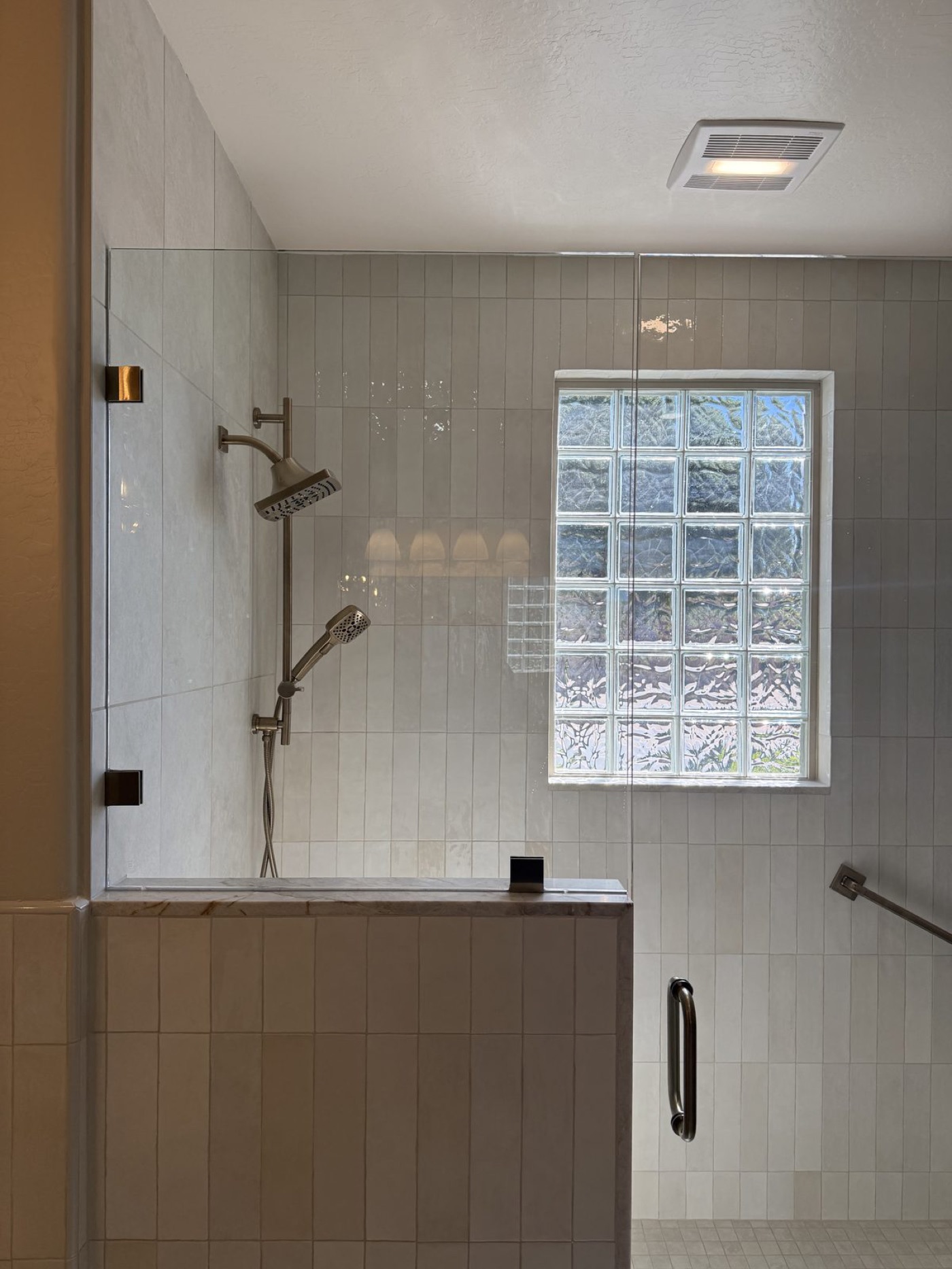 Frameless Glass Shower Enclosures by Level Up Tile in Peoria & Scottsdale AZ